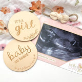 One.Chew.Three Wooden "It's a Girl" Plaque - Floral Design
