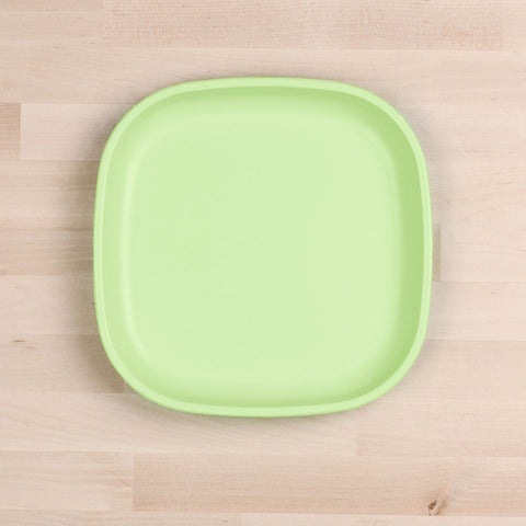 Re-Play Recycled Plastic Flat Plate in Leaf - Adult